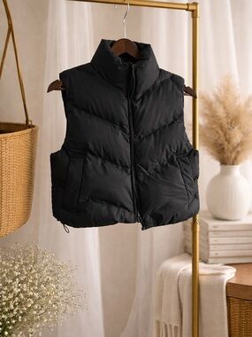 Black Puffer Vest - Sleeveless Zip Front